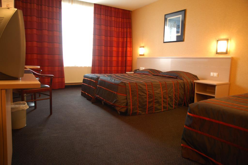Leo Station, Et Annexes Hotel 4*